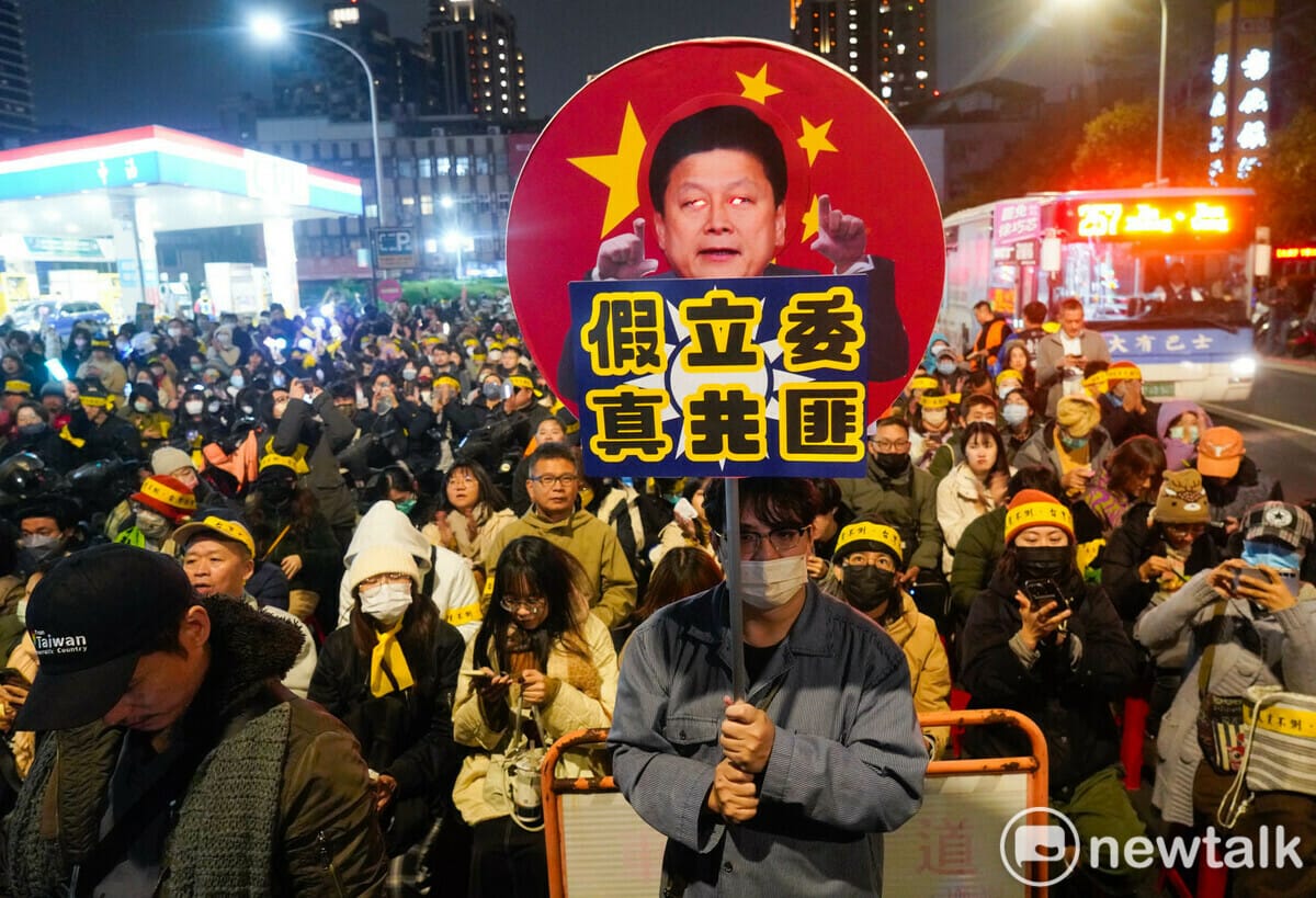 以傅崐萁為首的中國國民黨，將暴力闖關爭議三法，這與中國共產黨何其相似,中共就是封殺所有異議政黨，只讓尾巴黨參政，「逆我者亡」就是列寧式政黨的特色。 圖：張良一/攝（資料照）
