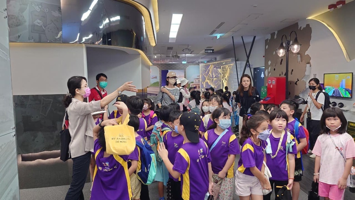 郵政博物館高雄館假日人氣強強滾，是不少學校與親子課外參訪的首選。 圖：翻攝郵政博物館高雄館臉書