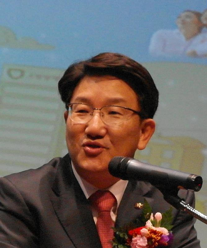 韓國執政黨院內代表權性東 圖：取自維基百科　by 최광모 (Choe Kwangmo)  版權規定：CC BY-SA 4.0
