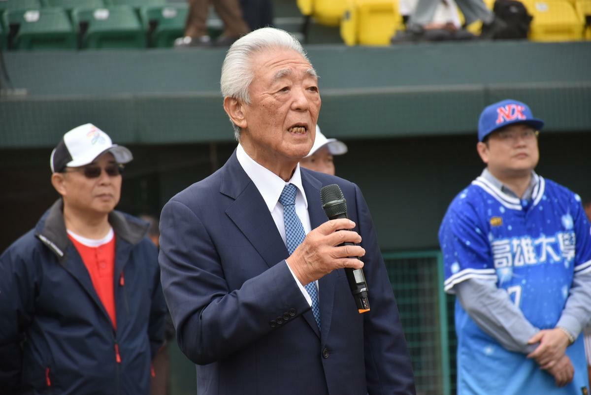 村山嘉男(中)表示，除了比賽全力以赴，也將學習高雄的歷史、文化。 圖：孫家銘攝
