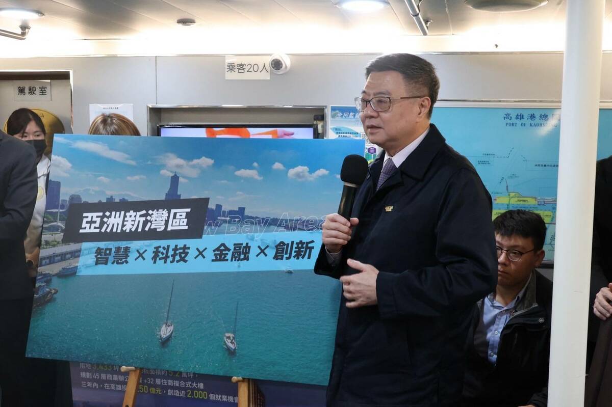 行政院長卓榮泰今（27）天到高雄聽取高雄市就亞灣智慧科技創新園區的規劃進度。 圖：行政院提供