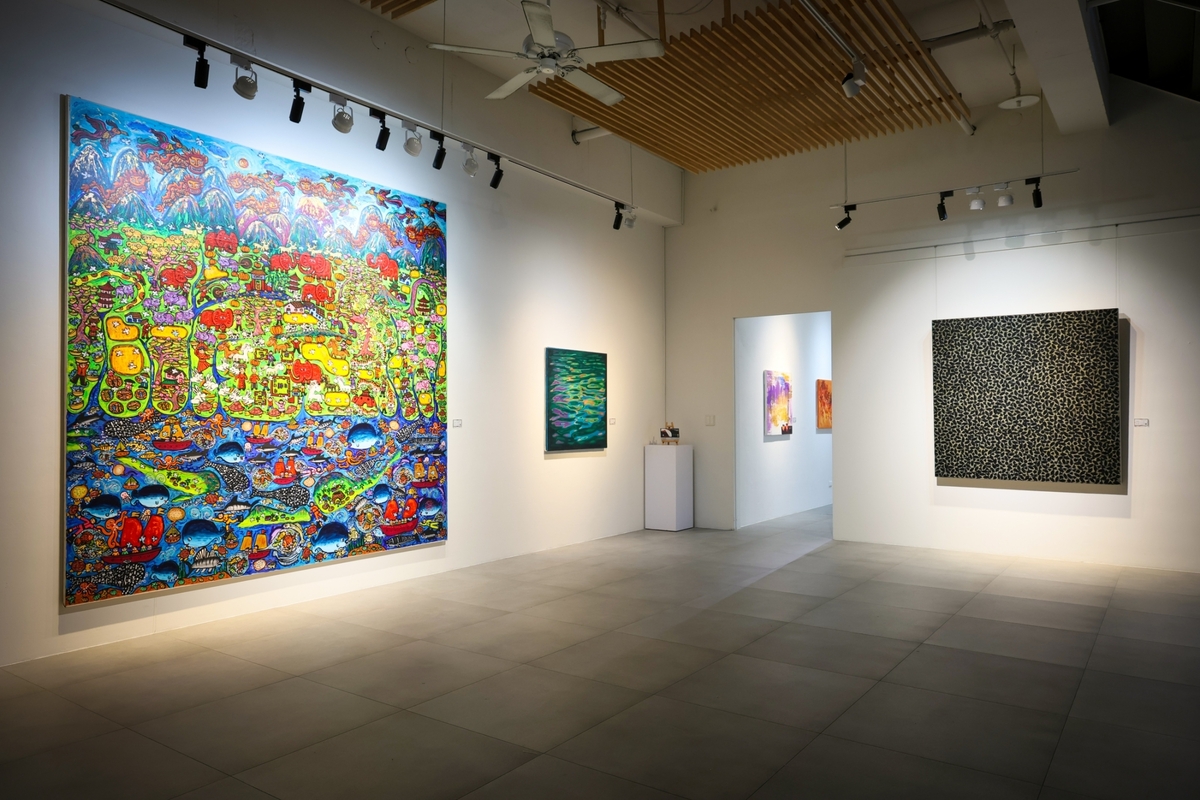 「陽光．古都400⁺」國際藝術展，參展的國際藝術家除了原來馬來西亞、印尼、新加坡、韓國、越南以及泰國，更增加歐洲現當代藝術搖籃的德國Carsten Goering與義大利Pippo Altomare及 Federica Ricca等藝術家。國內邀請的藝術家涵蓋了北中南活躍於國內藝壇的重量級藝術家30人，華拓會員藝術家有邵英莉等45人。 圖片來源：耘非凡美術館網站