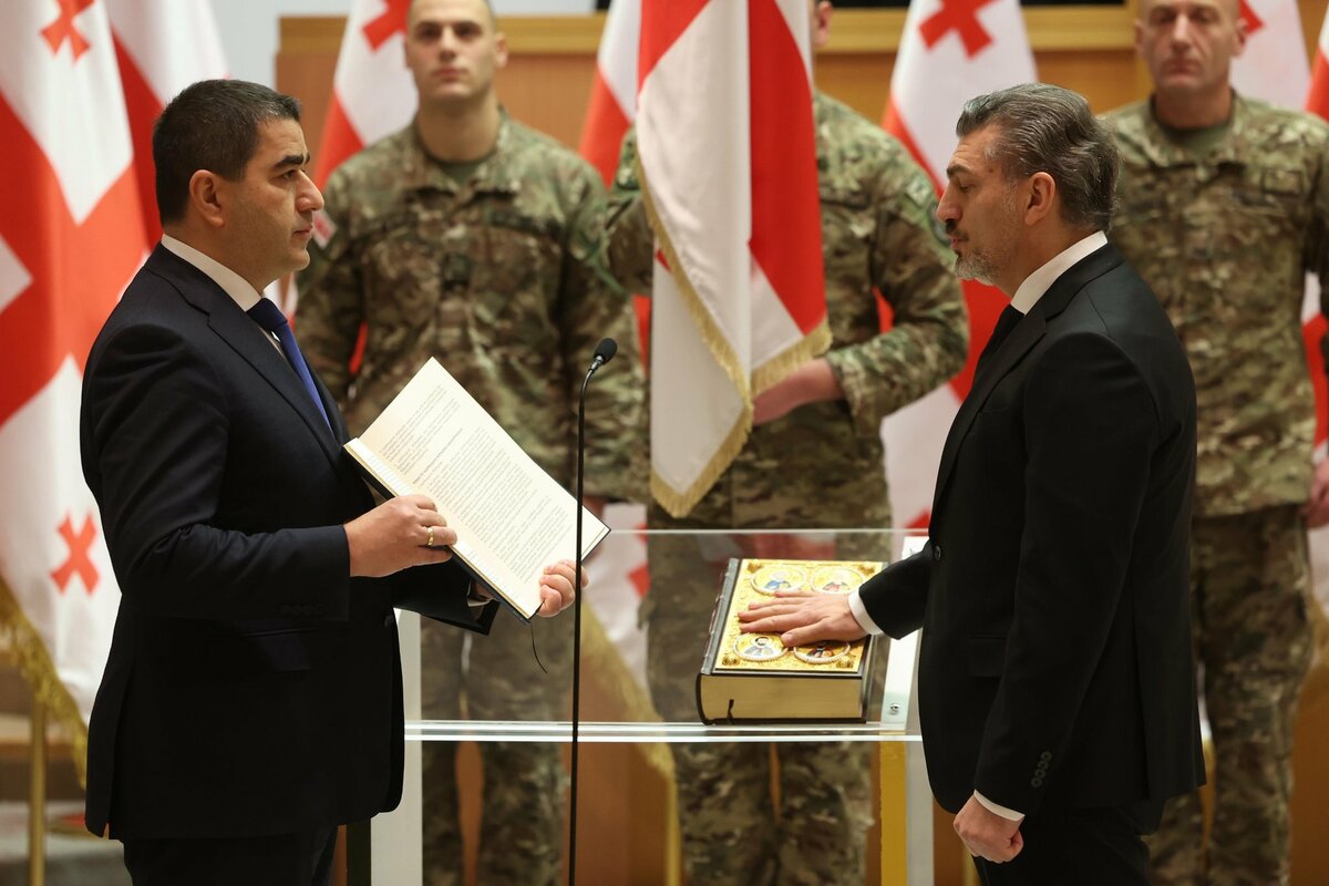喬治亞新任總統卡韋拉什維利（Mikheil Kavelashvili）宣誓就任。 圖：截自「 x 」@shpapuashvili