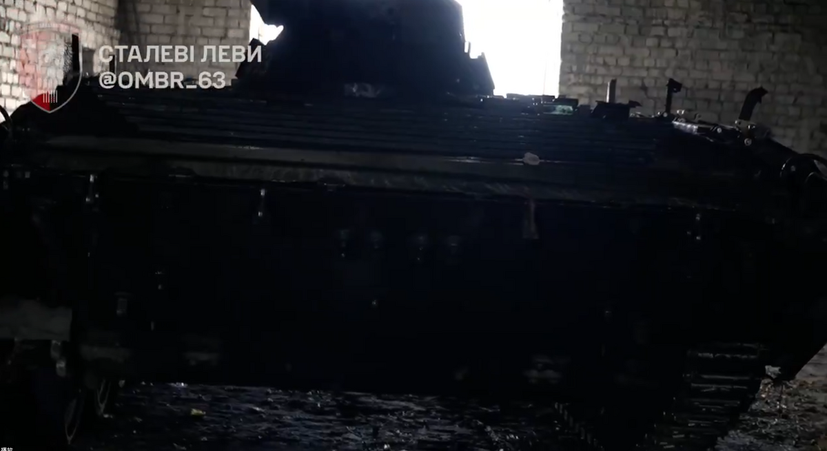 烏軍在萊曼獲得 1 輛俄軍戰車。 圖：翻攝自 NOELREPORTS X 帳號