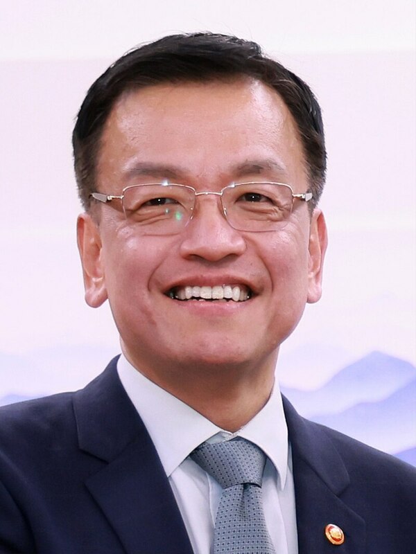 現南韓代理總統崔相穆，已被警方立案調查。 圖：翻攝自維基百科