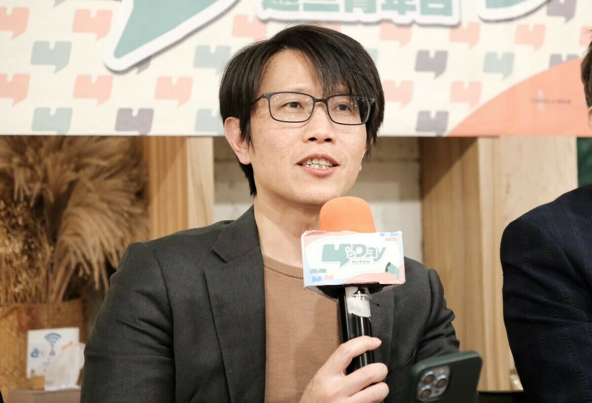 主持人、「台灣公共策益」召集人董思齊。  圖：Y’s Day「週三青年日」提供