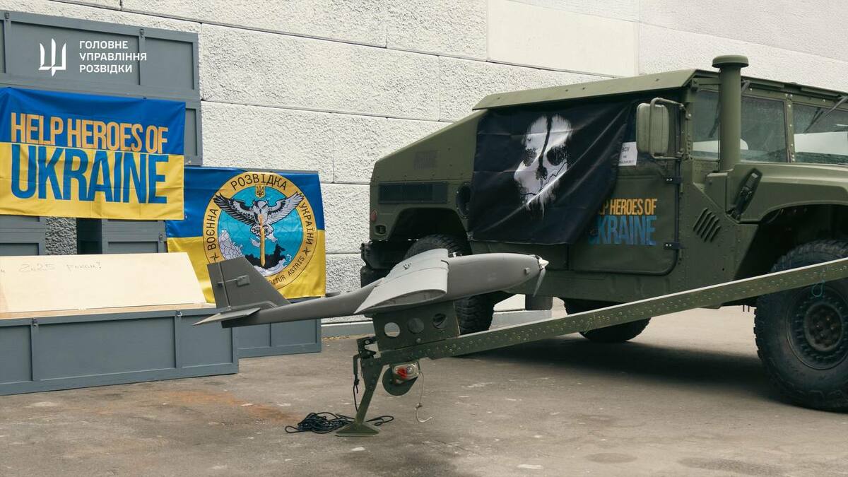 美國慈善機構提供烏軍一套獨特的 Hazard 無人機系統和 1 輛 HMMWV 軍用汽車。 圖：翻攝自 NOELREPORTS X 帳號