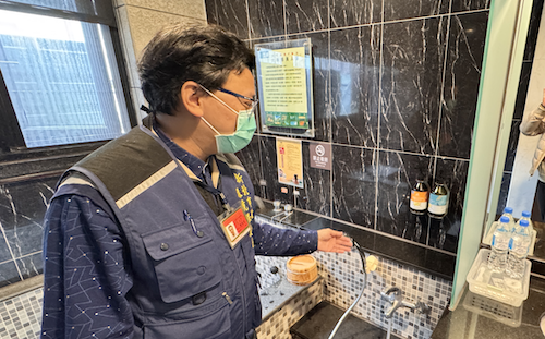旅宿業今年起不提供洗浴用品？環境部澄清：液態盥洗用品改為大瓶裝提供