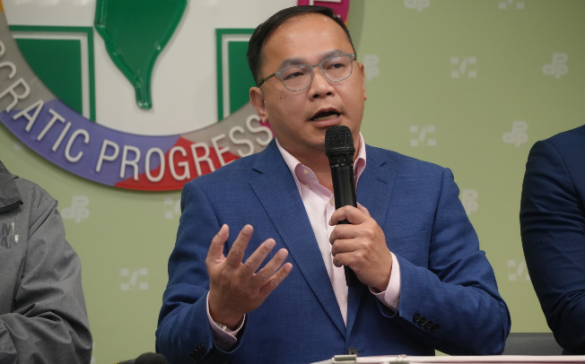 正國會王義川、卓冠廷發文挺林岱樺選高雄！網轟｢民進黨嫌票太多｣