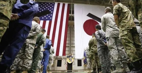 由於日本、南韓等國有著美國的駐軍，一旦俄羅斯與北約開戰，俄羅斯東部地區將很快受到北約軍隊的攻擊，因此俄羅斯必須聯合中國、北韓共同牽制。 圖：翻攝自 菲常視野