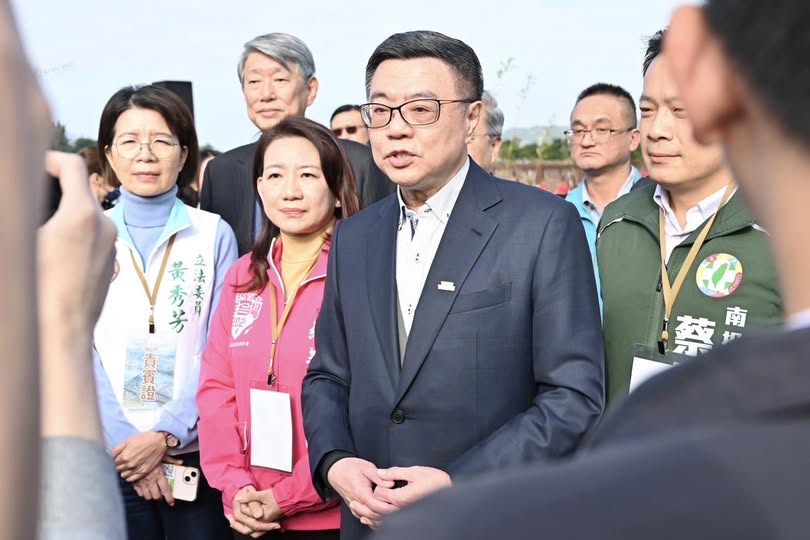 行政院長卓榮泰出席烏溪鳥嘴潭人工湖工程計畫–湖區工程竣工典禮。 圖：翻攝自卓榮泰臉書