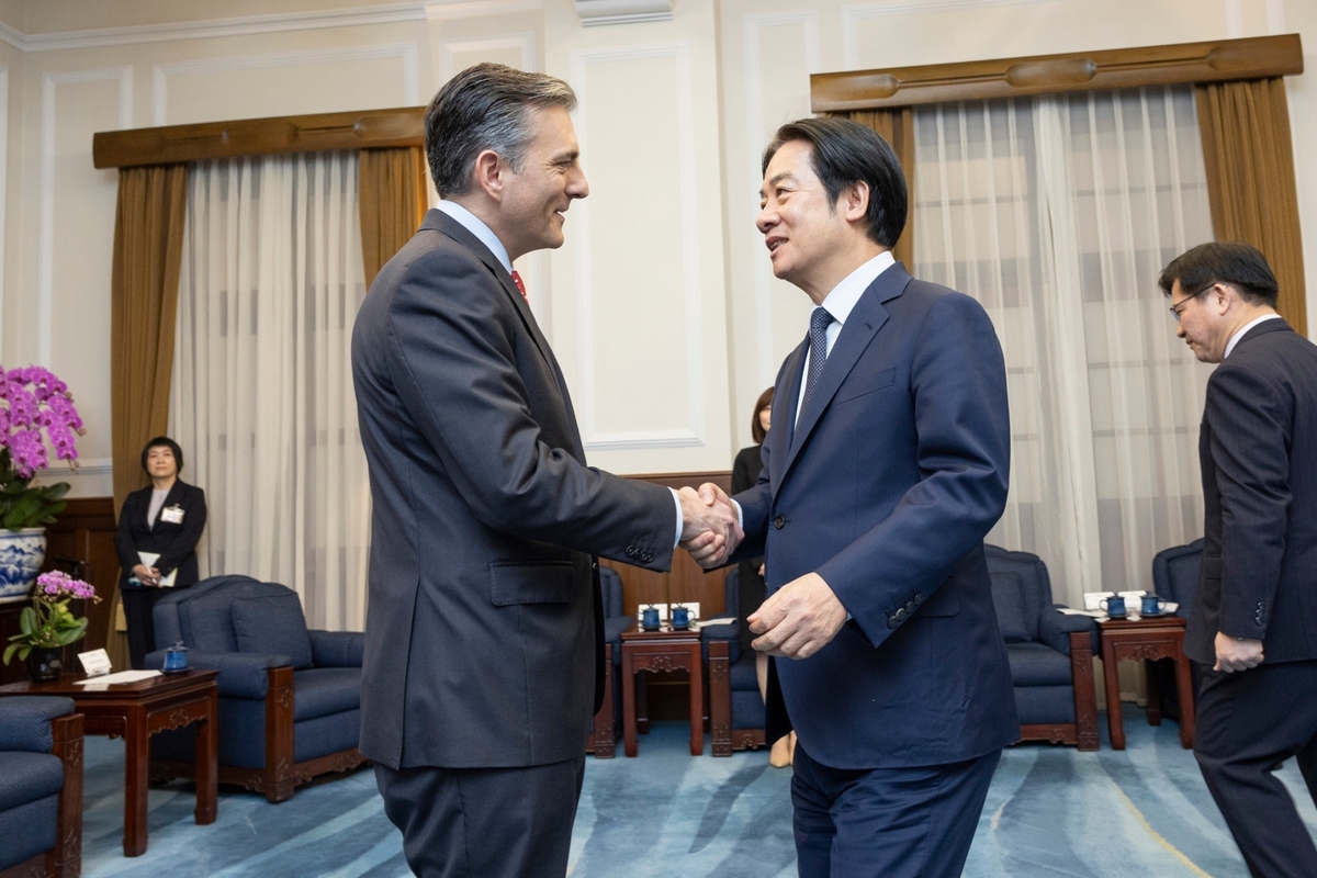 總統賴清德接見雷根總統基金會暨紀念中心訪問團。 圖：總統府提供