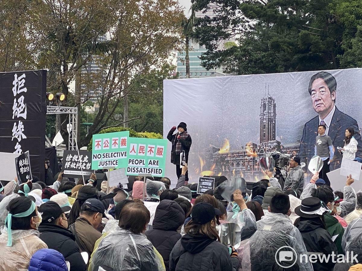民進黨創黨元老林正杰出席民眾黨「111釘孤枝」活動。 圖：周煊惠 / 攝（資料照片）