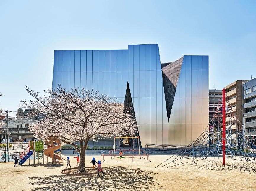 知名建築師妹島和世設計的墨田北齋美術館的外觀。 圖：尾鷲陽介／提供