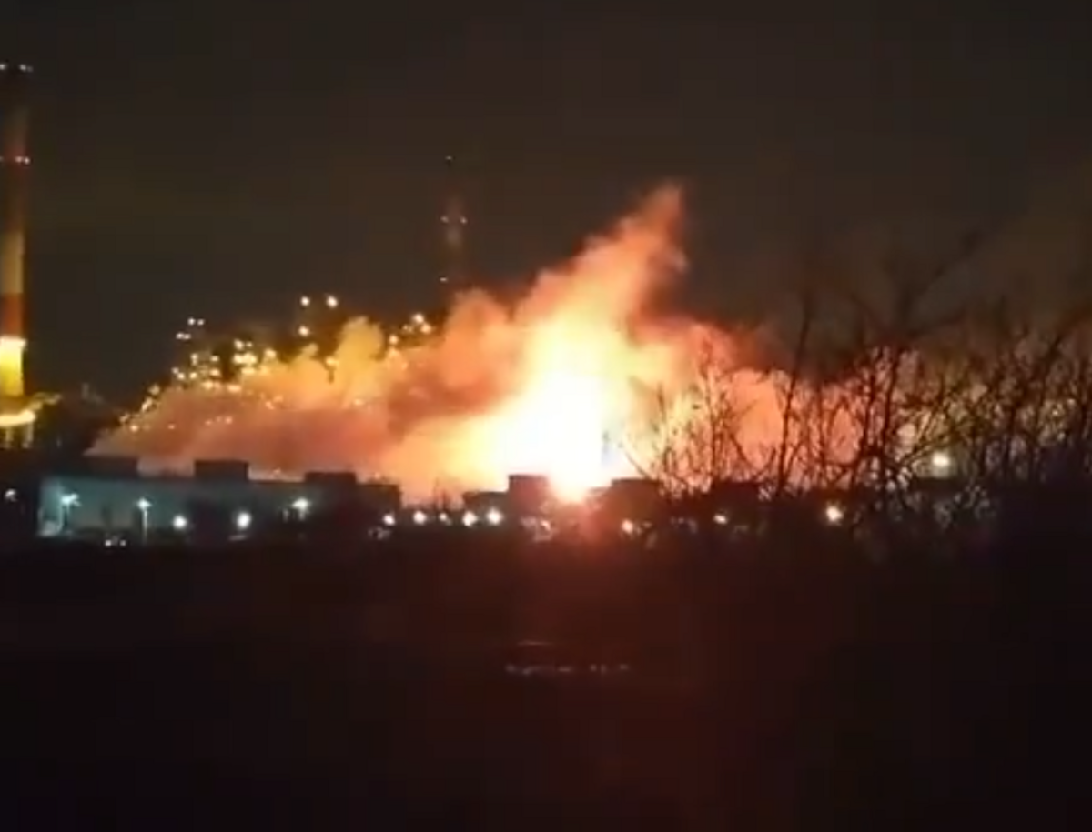 烏軍 1 月 14 日凌晨對俄羅斯薩拉托夫州、喀山市、布良斯克州等地發動大規模空中打擊。 圖：翻攝自 NOELREPORTS X 帳號