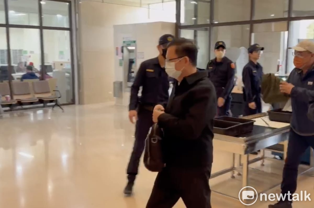 鄭文燦今下午出庭。 圖：林昀真/攝