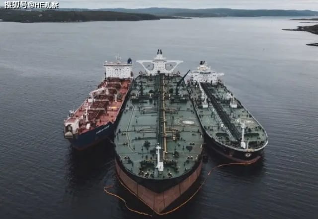 中國與俄羅斯被控利用貨輪組影子艦隊，破壞他國建設（如刮壞海底電纜）並用來支援軍事行動。 圖：擷取自搜狐號 @HE 觀察