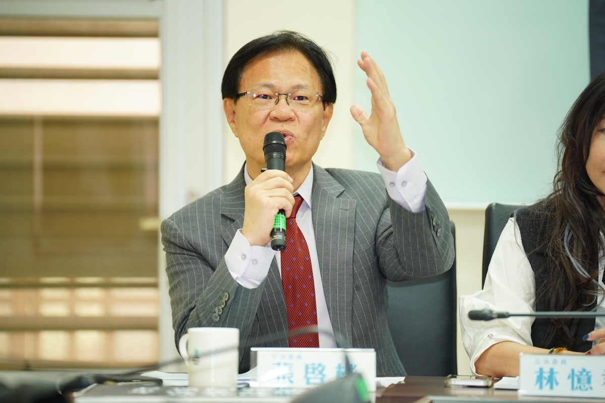張啓楷強調，民眾黨不只沒有提案要刪20幾億，也沒有要支持陳玉珍提的案子。 圖：立法院民眾黨團／提供
