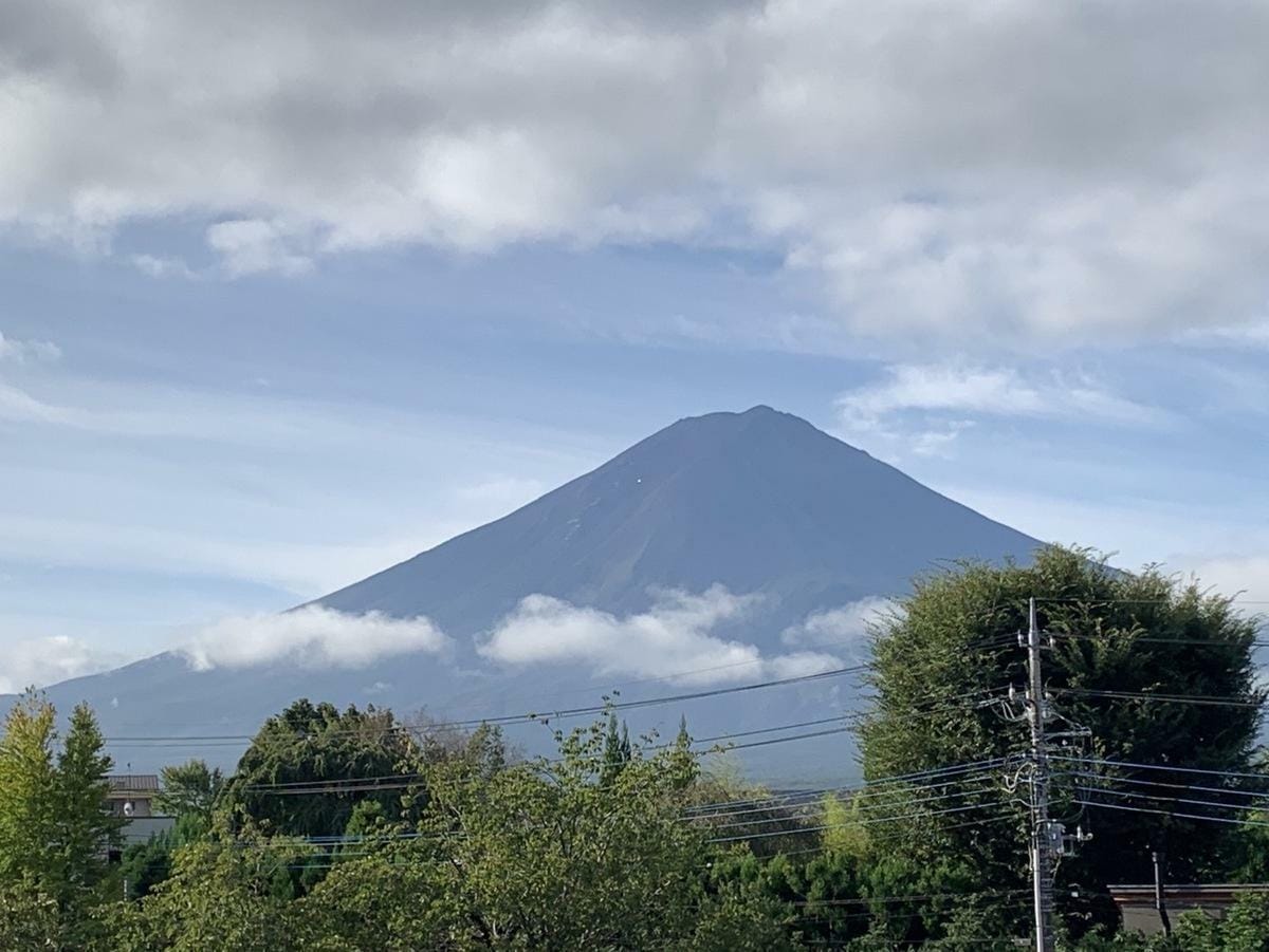 今(20)日訂購3月底至10月底飛日本或東南亞機票，即可享有超優惠價格。(圖為日本富士山) 圖：民眾／提供