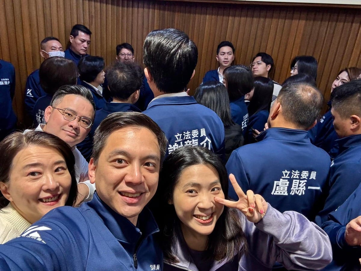 國民黨團決議不斷電表決總預算，藍委牛煦庭直呼，民進黨每案表決、反對是瘋了。 圖：翻攝自牛煦庭臉書