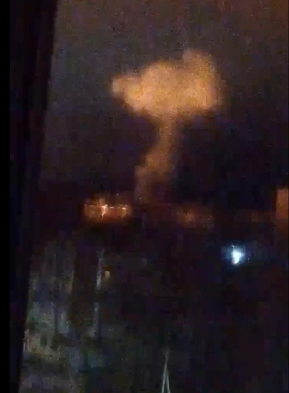 俄羅斯斯摩棱斯克被烏軍無人機襲擊。 圖：翻攝自 NOELREPORTS X 帳號