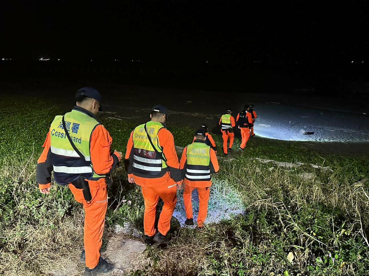 海巡署南部分署20日啟動春節威力掃蕩執法，全面強化查緝走私及其他不法活動。 圖：海巡署提供