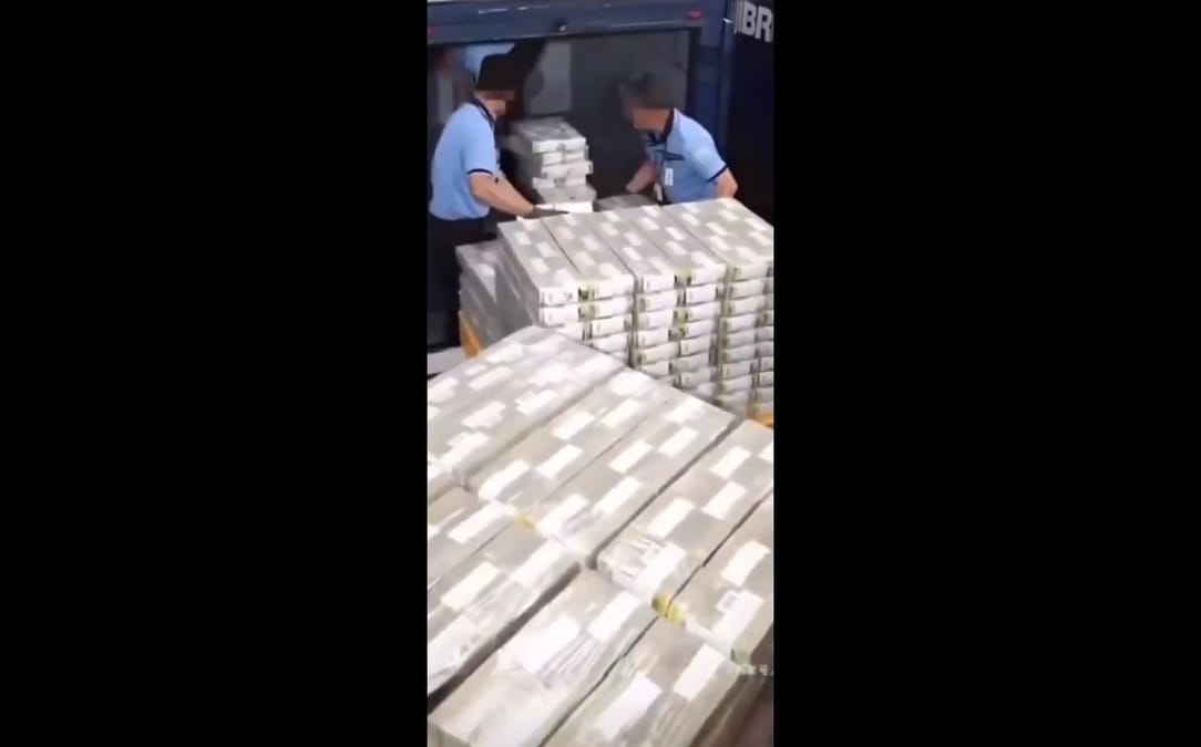 (影) 貪汙金額高達好幾兆! 又2中國貪官落馬遭起訴 「抄家」起出大量「錢磚」