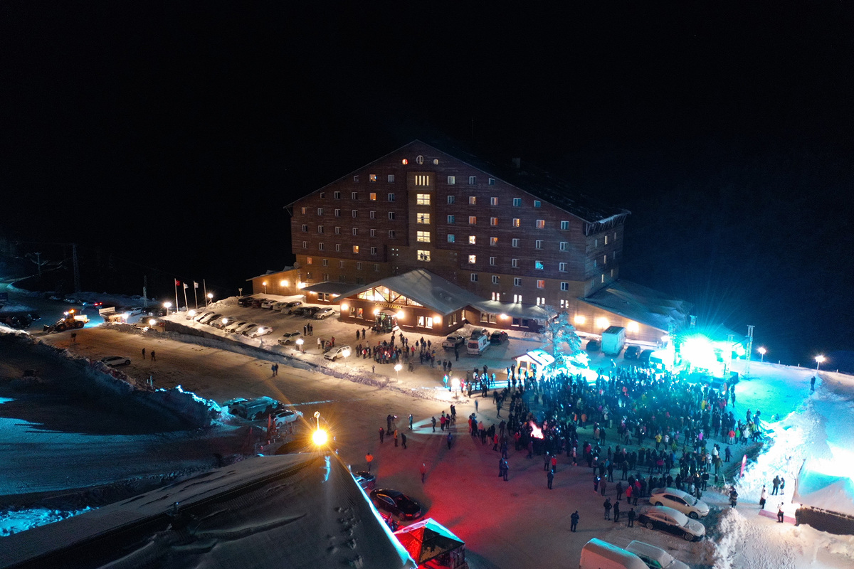 土耳其西北部博盧省滑雪勝地卡爾塔爾卡亞的飯店「Grand Kartal hotel」。 圖：翻攝Grand Kartal hotel網站