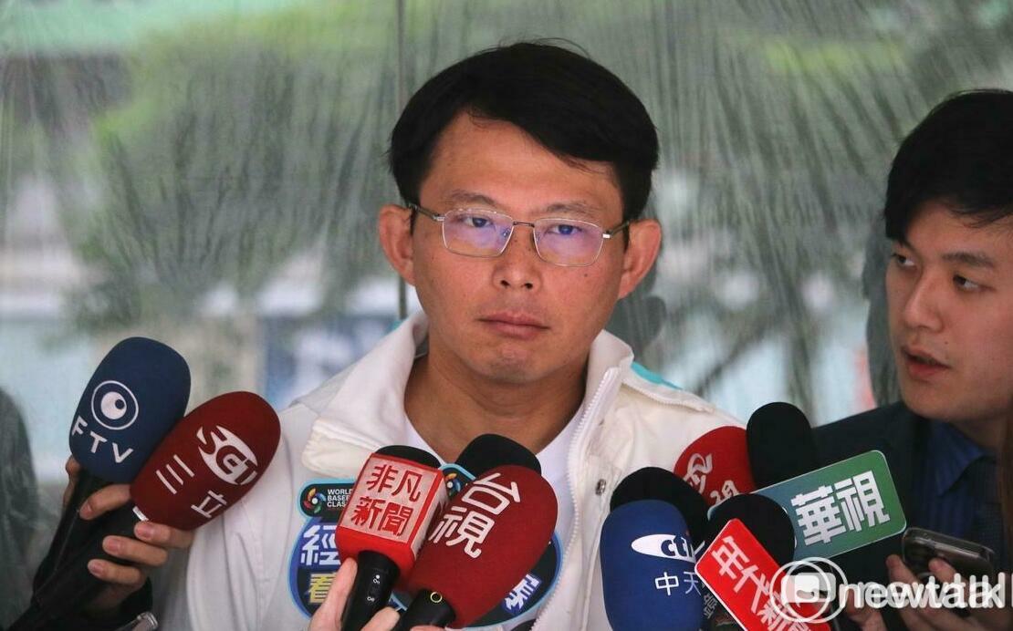 總預算案槓政府！黃國昌左打監察院「廢物打手院」右批黨產會「無能」
