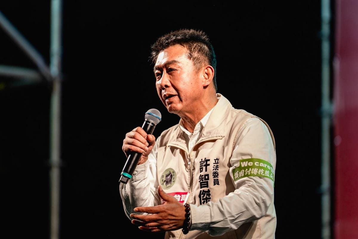 許智傑表示絕不容許傅崐萁、韓國瑜、黃國昌在國會帶頭作亂。 圖：We care台灣提供