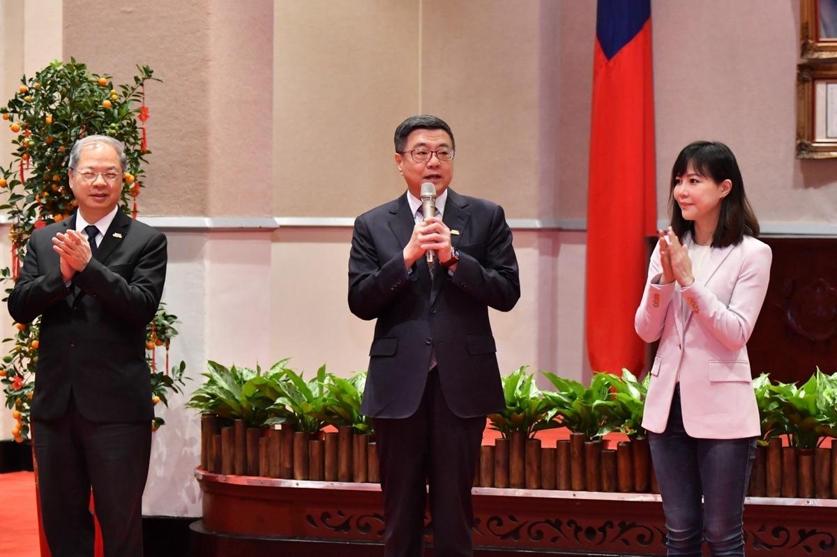 行政院長卓榮泰（中）今（3）日上午出席新春團拜致詞。 圖：行政院提供