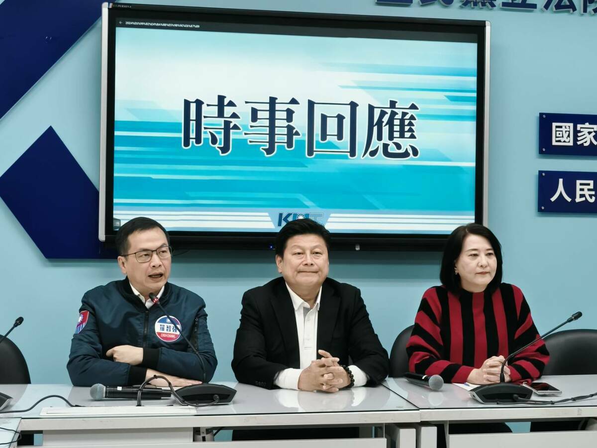 國民黨團總召傅崐萁、書記長王鴻薇、副書記長羅智強回應罷免議題。 圖：國民黨立法院黨團/提供