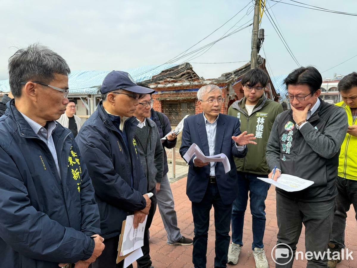 0121地震造成楠西、玉井嚴重災損，加上春節期間餘震不斷，立法委員郭國文針對楠西鹿陶洋客家聚落、學校、楠西市場原地重建、農會修繕辦理6大會勘，並舉辦座談會，讓災民能針對租金補貼、房屋修繕重建直接提問與討論。 圖：郭國文服務處/提供