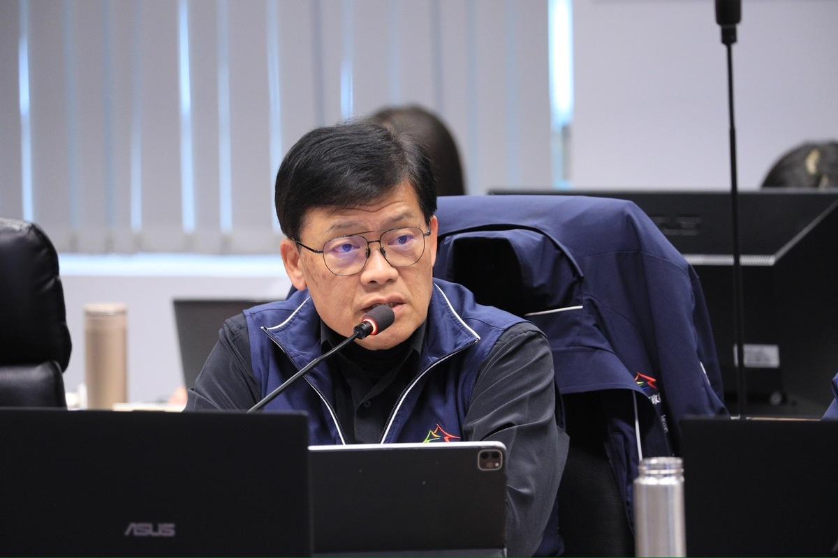 衛生局長曾梓展表示，依據衛生福利部疾病管制署法定傳染病通報統計資訊顯示，統計去年流感季，自去年10月1日起至今年2月2日止，全國流感併發重症計641人，全國流感併發重症死亡人數132人。 圖：台中市政府/提供