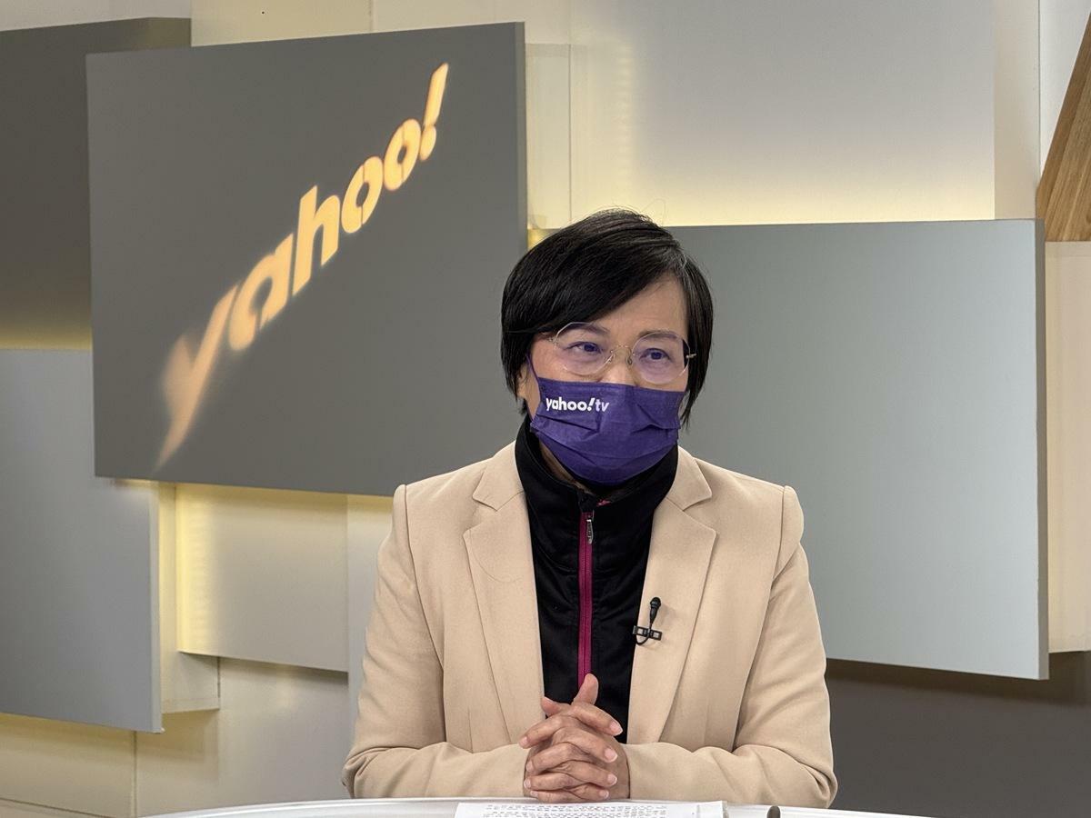 內政部長劉世芳今（5）天接受Yahoo TV網路節目《齊有此理》主持人王時齊專訪。 圖：Yahoo TV提供