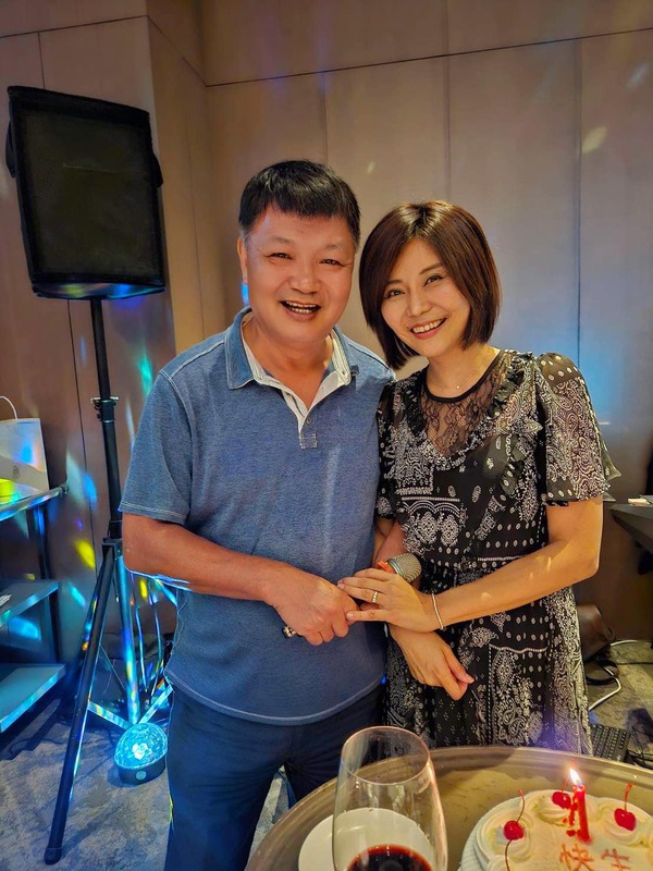 李文忠（左）和他太太陳德愉(右)。 圖：翻攝自陳德愉臉書