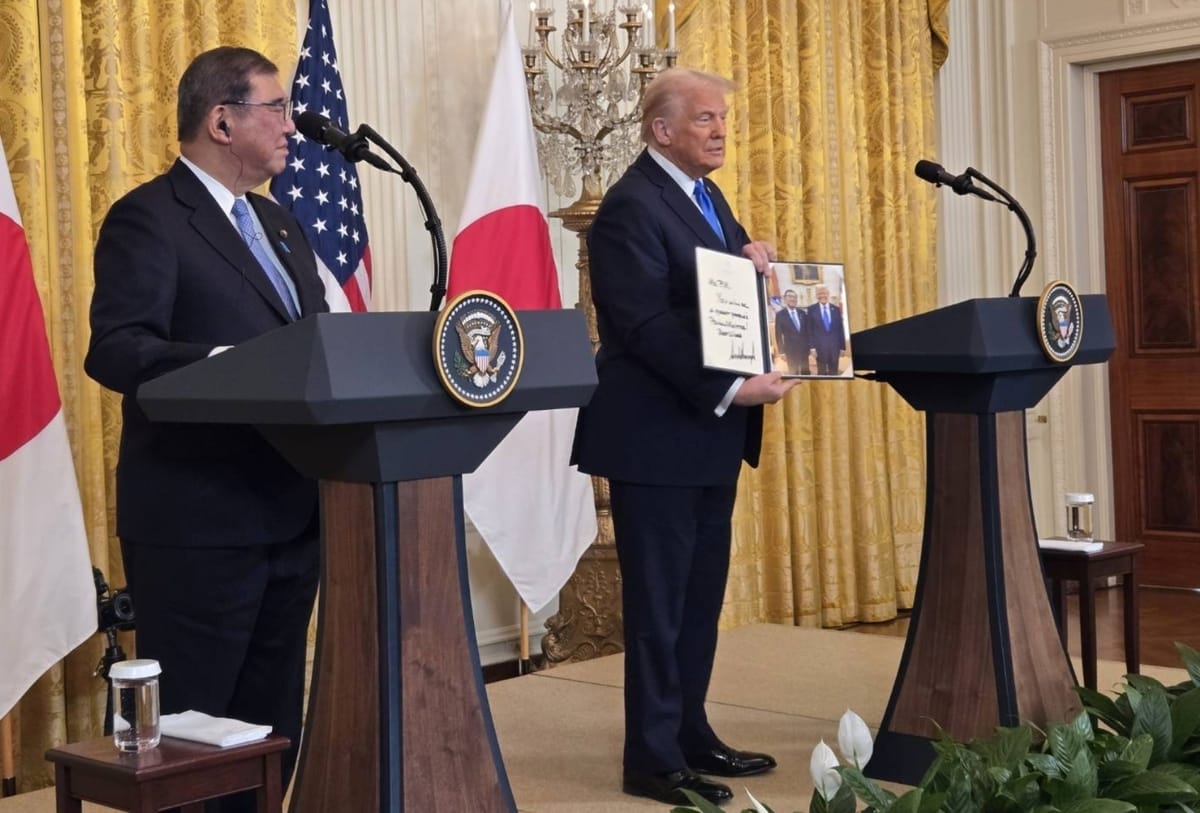 美國總統川普（右）及日本首相石破茂（左）。 圖：翻攝石破茂X
