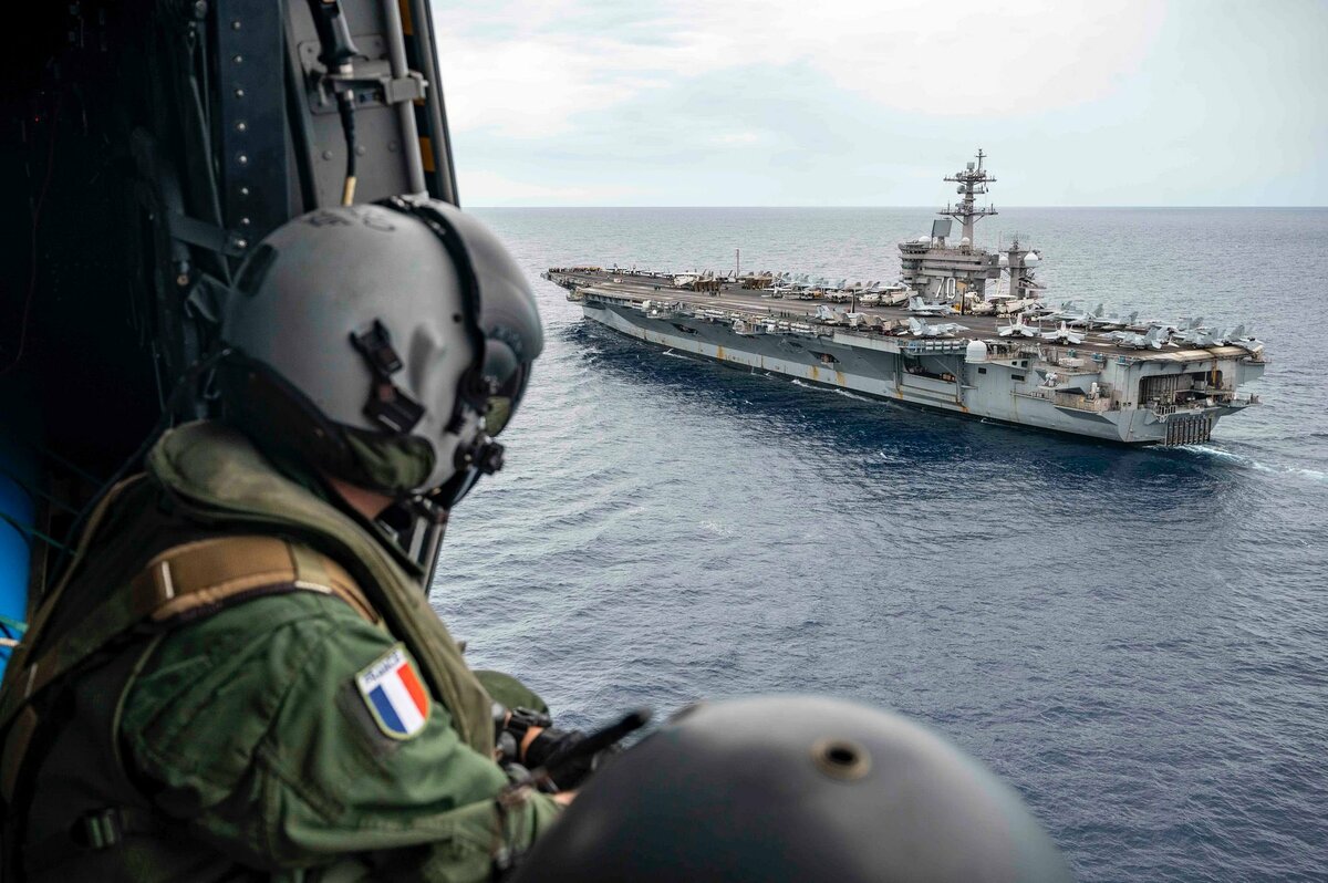 美國、日本與法國近期分別派遣航空母艦，參與在菲律賓海舉辦「太平洋斯特勒 2025 」軍事演習，試圖維護西太平洋地區的安全與穩定。 圖：翻攝自 @EtatMajorFR X 帳號