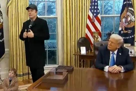 14 個州的檢察總長於週四對億萬富翁伊隆·馬斯克（Elon Musk）及其「政府效率部」（Department of Government Efficiency, DOGE）提起訴訟，指控其擁有「幾乎不受約束的權力」 圖 : 翻攝自鳳凰財經網