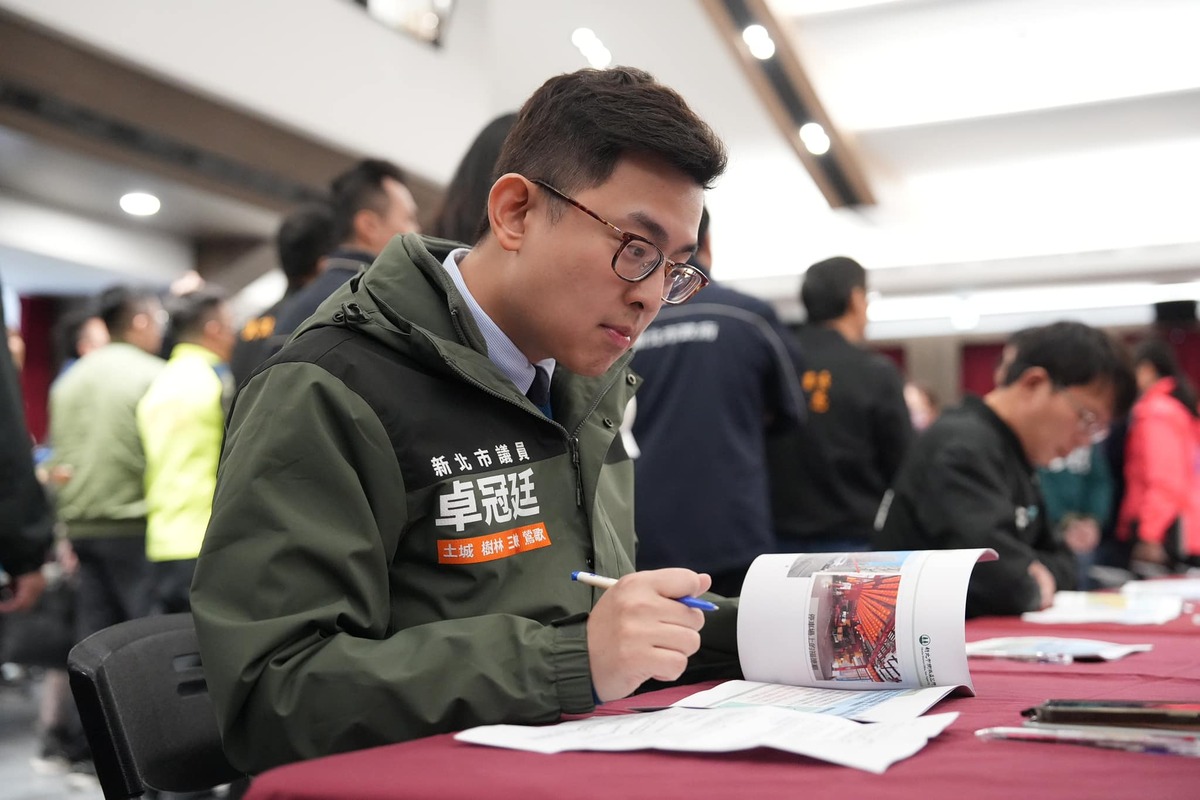 民進黨發言人、 新北市議員卓冠廷。 圖：翻攝自卓冠廷臉書（資料照）