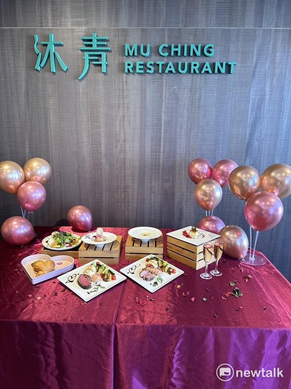 星享道酒店集團旗下享得道Hotel的沐青餐廳特別推出晚餐限定「初見心動雙人套餐」。 圖：唐復年/攝