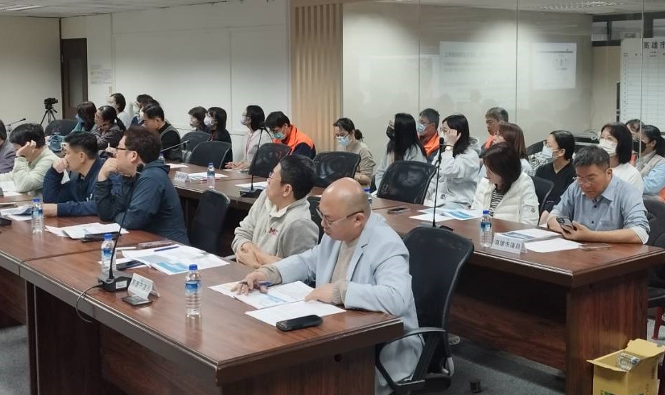 多位藍綠議員均到場表達關心。 圖：孫家銘攝