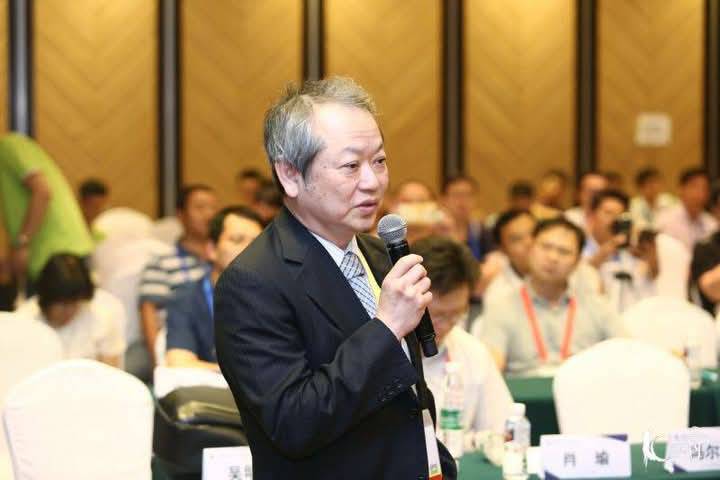 高雄骨科名醫吳明峯突傳離世，同窗、醫界、病友均感不捨。 圖：翻攝臉書