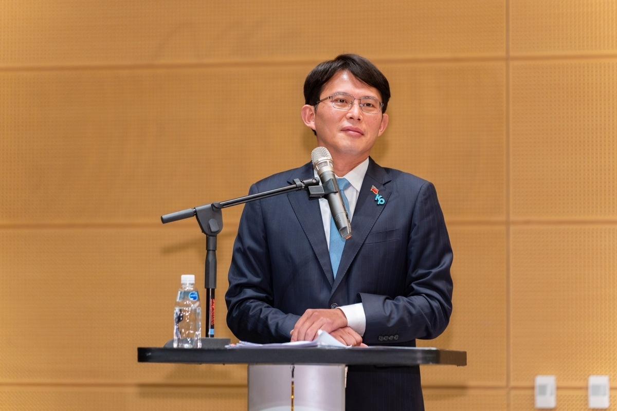 爭取民眾黨主席的黨團總召黃國昌。 圖：民眾黨 / 提供