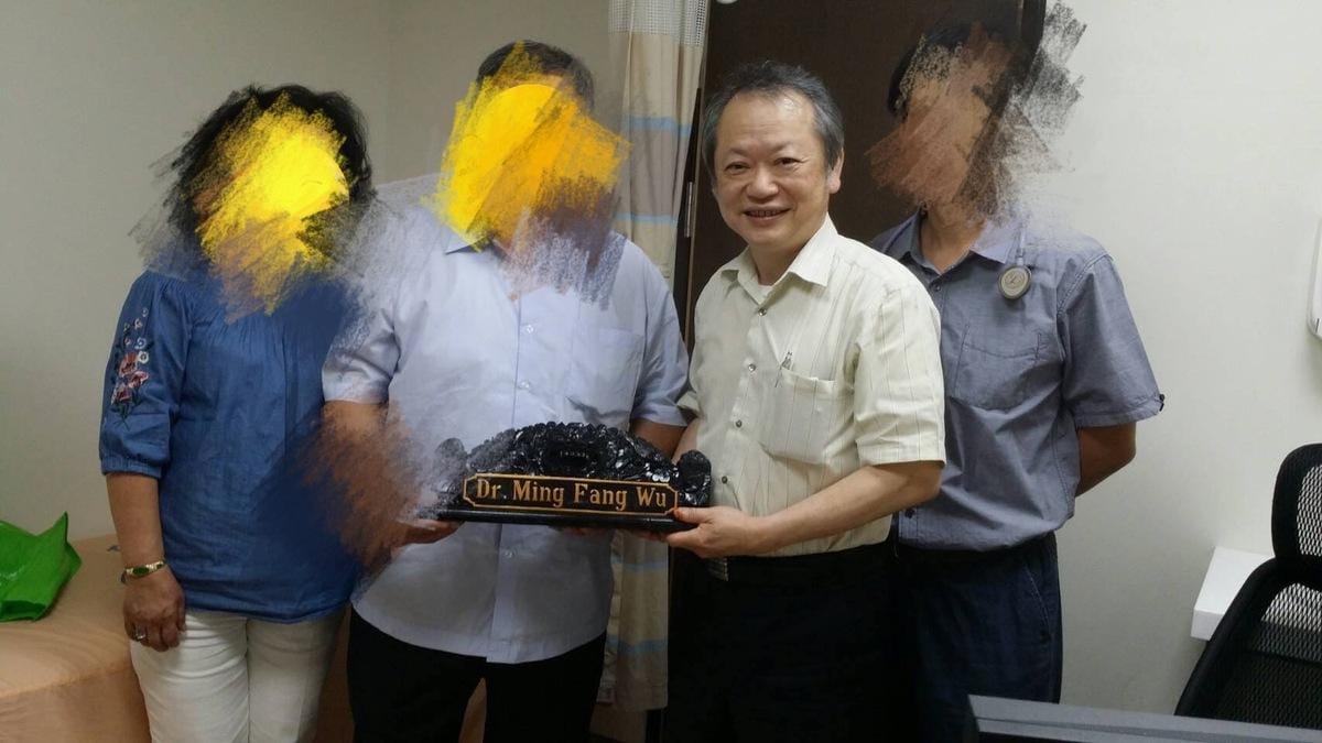 高雄骨科名醫吳明峯因流感併發心肌梗塞辭世，醫師提醒流感恐增心肌梗塞與腦中風風險，患者應提高警覺及早就醫。 圖：翻攝自中正脊椎骨科醫院國際醫療中心 臉書專頁