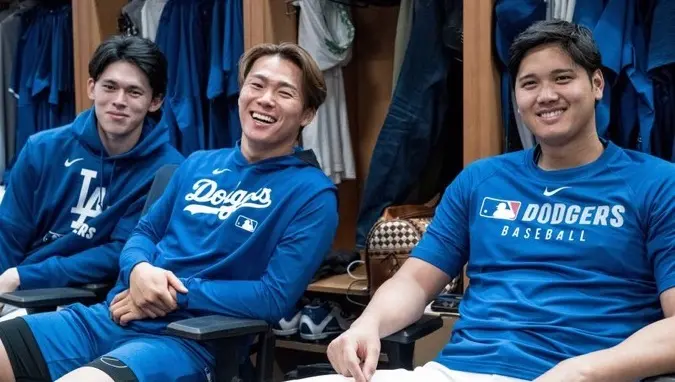 大谷翔平（左）。 圖：擷自洛杉磯道奇隊X