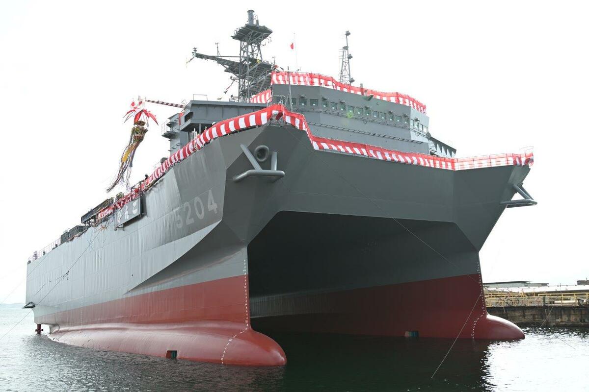 日本海上自衛隊第4艘水聲學測量船「賓果號(JS Bingo AOS-5204)」17日命名下水。 圖：翻攝「X」@JMSDF_PAO