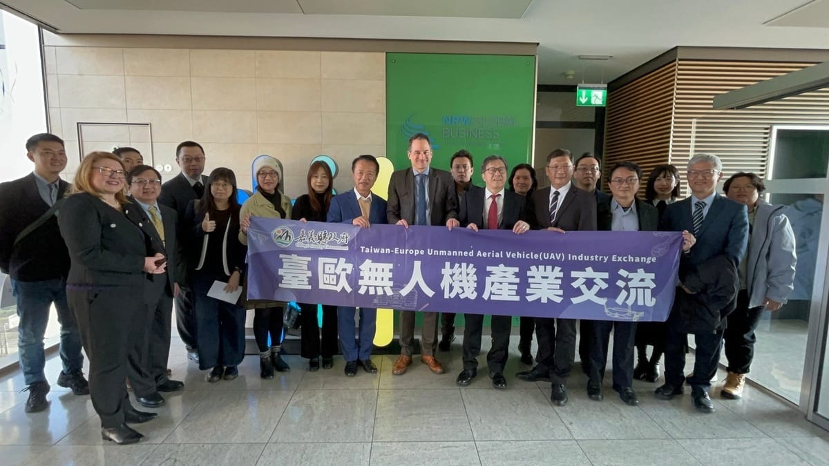 翁章梁率團拜會北威州商務署。 圖：嘉義縣政府提供