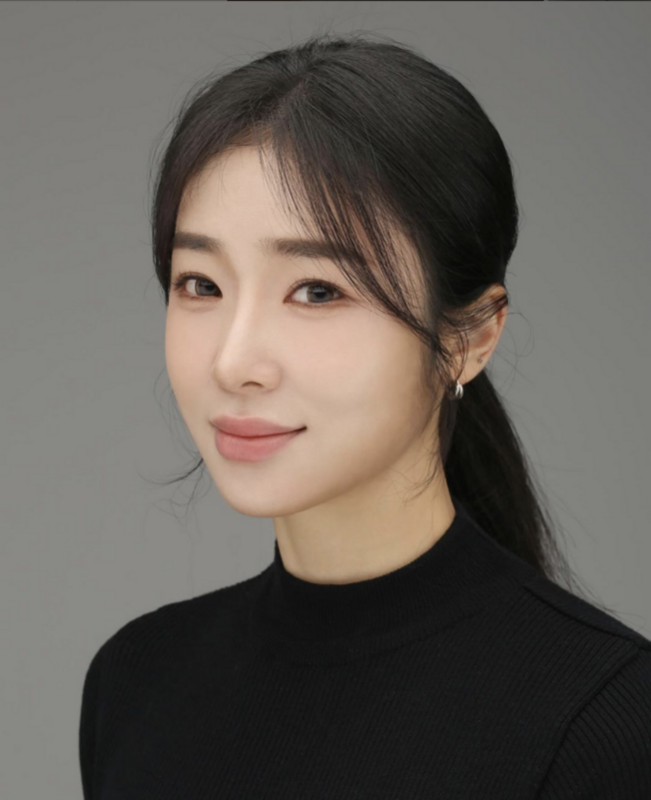 南韓知名瑜伽教練李宥珠（이유주）於19日驟然離世，享年35歲，消息震驚各界。 圖：攝自IG／yuju_infounni