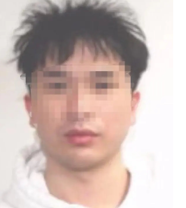 27 歲的中國博士生鄒震濠（音譯）被控涉嫌在 2019 年至 2023年留學英國期間，涉嫌性侵 10 名女性。 圖 : 翻攝自英國警方